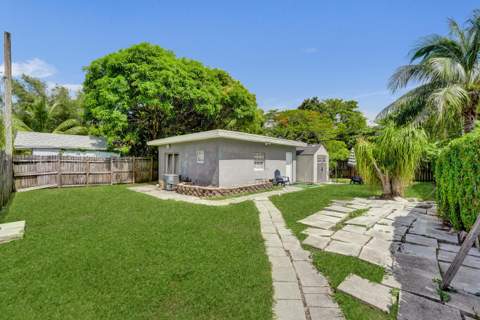 2815 Adams Street, Hollywood FL - photo 9 of 17