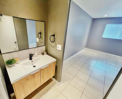 1410 S Federal Highway #205, Lake Worth Beach FL - photo 8 of 11