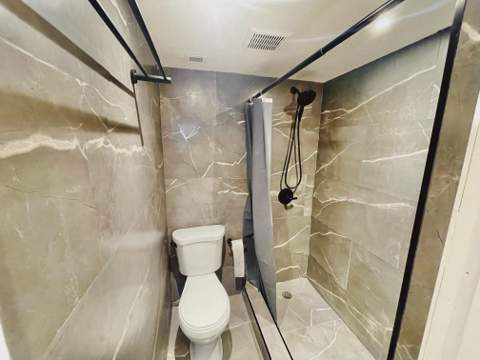 1410 S Federal Highway #205, Lake Worth Beach FL - photo 9 of 11