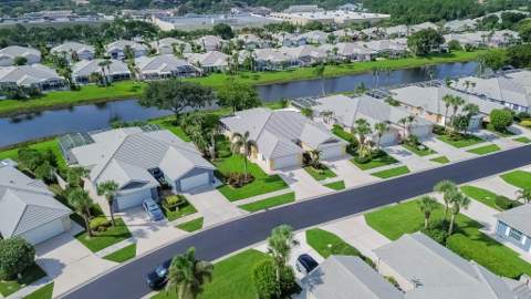 1276 NW Bentley Circle #B, Port St. Lucie FL - photo 24 of 31