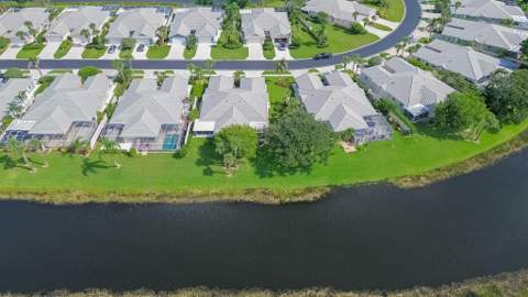 1276 NW Bentley Circle #B, Port St. Lucie FL - photo 20 of 31
