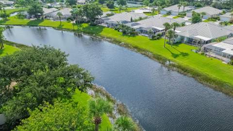 1276 NW Bentley Circle #B, Port St. Lucie FL - photo 22 of 31