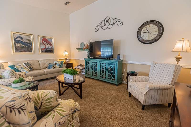 2 bedroom Villa at 1276 NW Bentley Circle #B, Lakes At St Lucie West, Port St. Lucie — photo 3