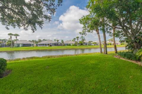 1276 NW Bentley Circle #B, Port St. Lucie FL - photo 17 of 31