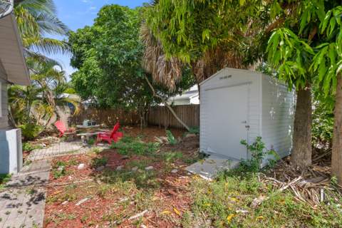 612 3rd Avenue, Lake Worth Beach FL - photo 13 of 24