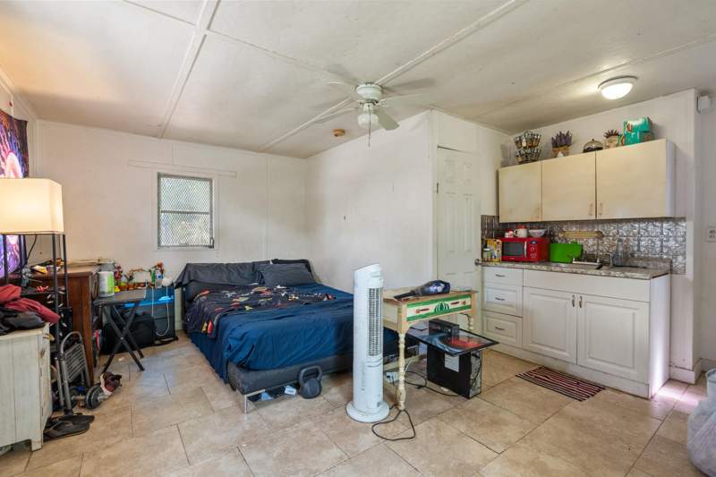 1 bedroom Single Family Residence at 612 3rd Avenue, Lake Worth Town Of, Lake Worth Beach — photo 4
