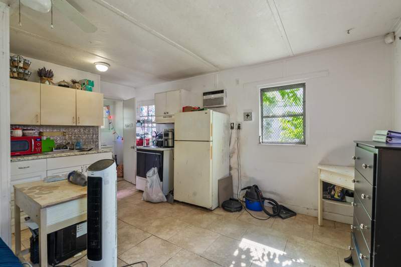 1 bedroom Single Family Residence at 612 3rd Avenue, Lake Worth Town Of, Lake Worth Beach — photo 5