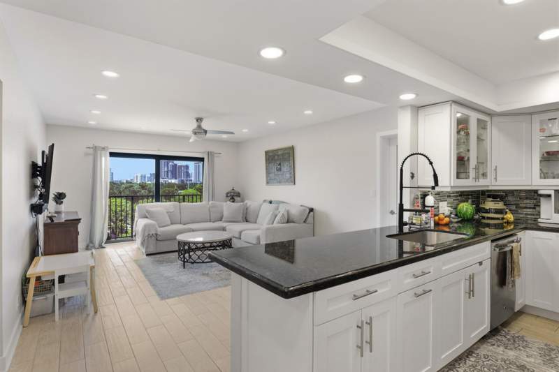 2 bedroom Condominium at 1000 River Reach Drive #516, River Reach Condominium II, Fort Lauderdale — photo 5