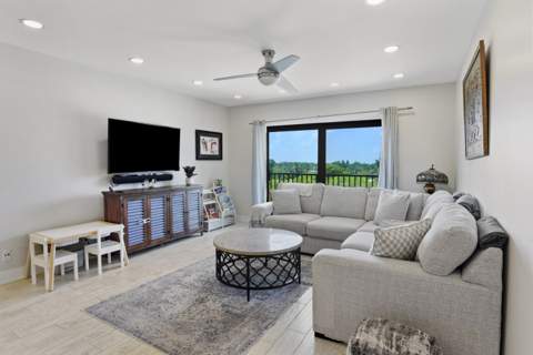 1000 River Reach Drive #516, Fort Lauderdale FL - photo 9 of 33