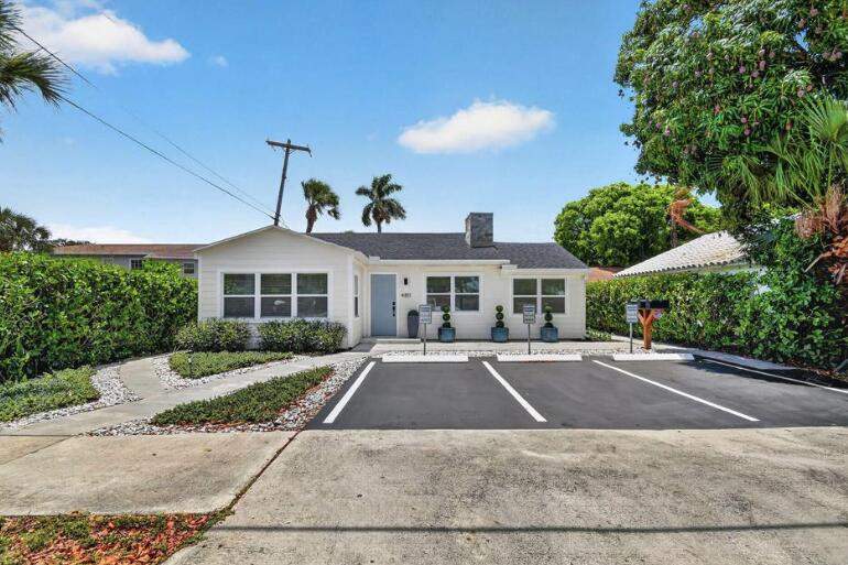 6 bedroom Single Family Residence at 4811 N Flagler Drive, North Palm Bch 1, West Palm Beach — photo 3