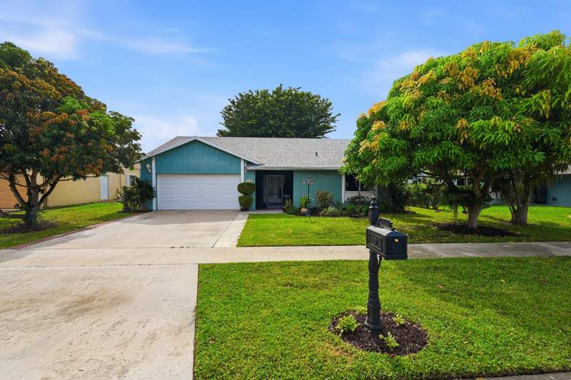 3 bedroom Single Family Residence at 23265 SW 61st Avenue, Sandalfoot Cove Sec 11, Boca Raton — photo 2