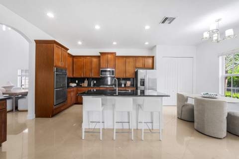 10111 Edgewater Court, Parkland FL - photo 9 of 101