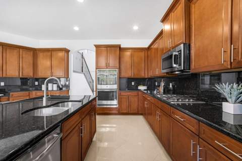 10111 Edgewater Court, Parkland FL - photo 10 of 101