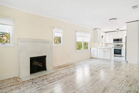 813 Avon Road, West Palm Beach FL - photo 7 of 43