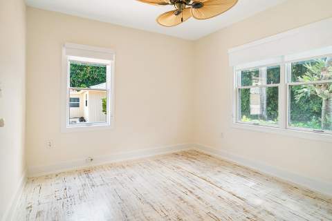 813 Avon Road, West Palm Beach FL - photo 15 of 43