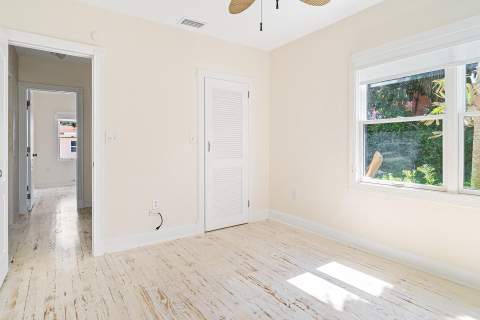 813 Avon Road, West Palm Beach FL - photo 21 of 43