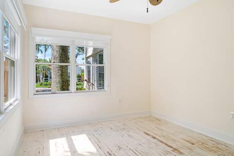 813 Avon Road, West Palm Beach FL - photo 22 of 43