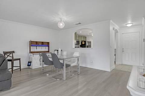 3070 Waddell Avenue, West Palm Beach FL - photo 8 of 41