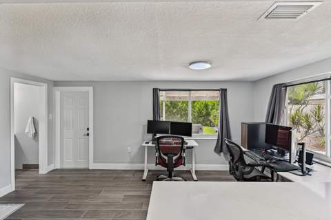 121 NE 55th Street, Oakland Park FL - photo 11 of 13