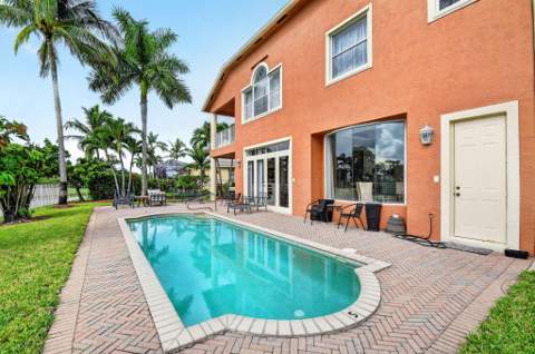 2279 Ridgewood Circle, Royal Palm Beach FL - photo 10 of 150