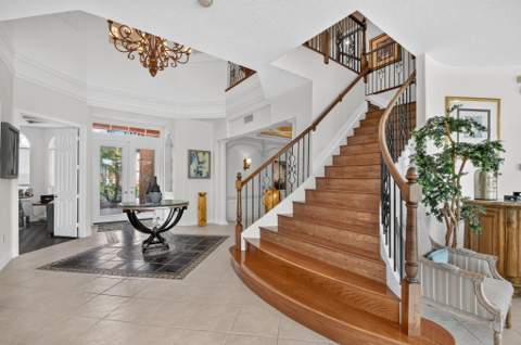 2279 Ridgewood Circle, Royal Palm Beach FL - photo 19 of 150