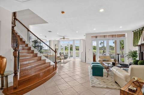 2279 Ridgewood Circle, Royal Palm Beach FL - photo 22 of 150