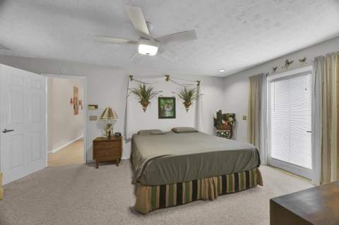 8690 Shadylake Lane, Fort Pierce FL - photo 21 of 37