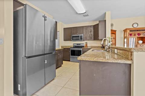 9670 Wolcott Place, Wellington FL - photo 14 of 51