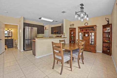 9670 Wolcott Place, Wellington FL - photo 17 of 51