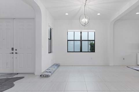 11824 SW 13th Court, Pembroke Pines FL - photo 9 of 53