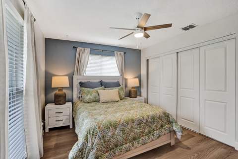 1711 W Oak Knoll Circle, Davie FL - photo 14 of 43