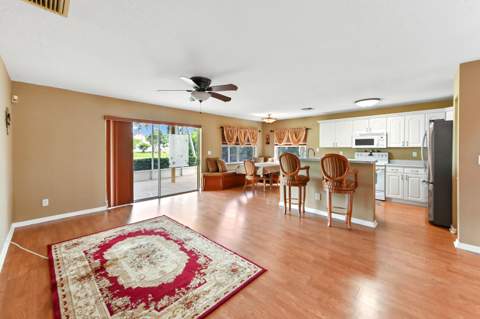 6205 Lansdowne Circle, Boynton Beach FL - photo 10 of 54