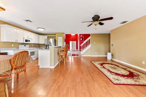 6205 Lansdowne Circle, Boynton Beach FL - photo 12 of 54