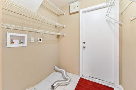 6205 Lansdowne Circle, Boynton Beach FL - photo 18 of 54