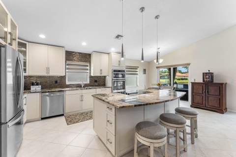 7756 Campania Drive, Boynton Beach FL - photo 7 of 42