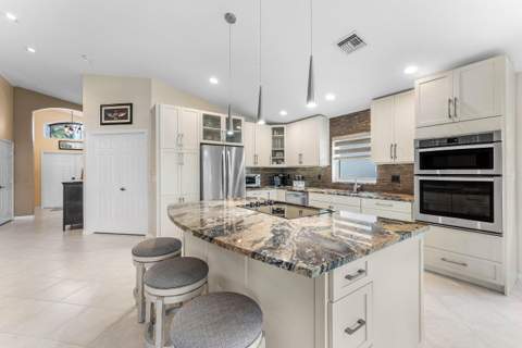 7756 Campania Drive, Boynton Beach FL - photo 6 of 42