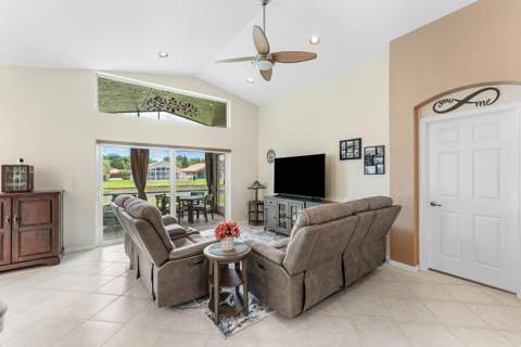 7756 Campania Drive, Boynton Beach FL - photo 9 of 42