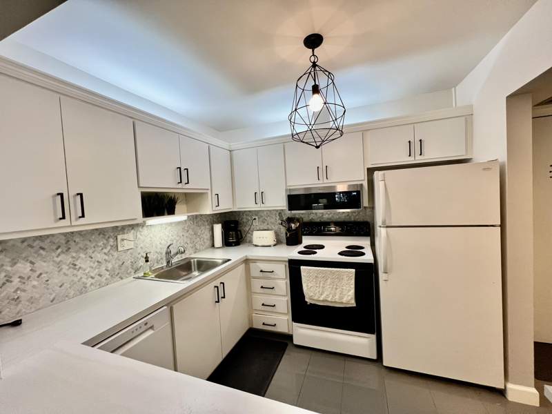2 bedroom Condominium at 5640 SW 3rd Place #217, Meadows Condo, Margate — photo 4