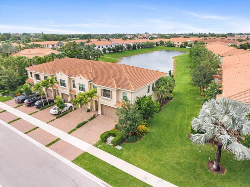 3 bedroom Townhouse at 9451 Kinley Place, Boca Dunes Pud, Boca Raton — photo 4