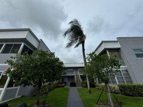 127 Flanders C #C, Delray Beach FL - photo 24 of 31