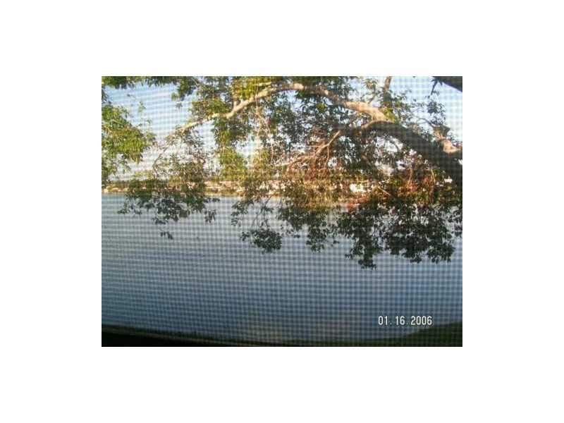 2 bedroom Condominium at 426 Lakeside Drive #249, Village On The Lake Condo, Margate — photo 2
