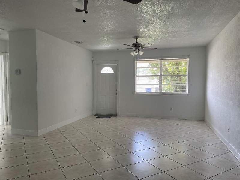 2 bedroom Single Family Residence at 6902 SW 15th Street, Springbank Park Sec 2, North Lauderdale — photo 5