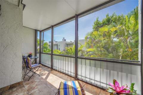670 Kensington Place #5B, Wilton Manors FL - photo 15 of 27