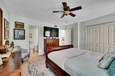 670 Kensington Place #5B, Wilton Manors FL - photo 19 of 27