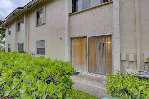 3206 SW Coral Ridge Drive #3206, Coral Springs FL - photo 17 of 19