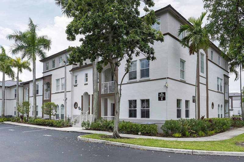 3 bedroom Condominium at 4331 SW 160th Avenue #103, Courtyards Three Condo, Miramar — photo 3