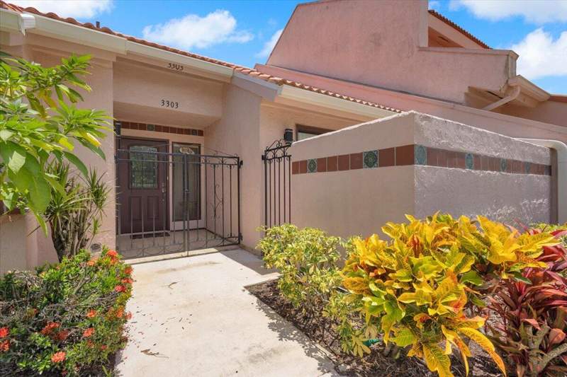 3 bedroom Villa at 3303 SE Sandpiper Circle, Villas Of Sandpiper Bay Unit 2, Port St. Lucie — photo 4