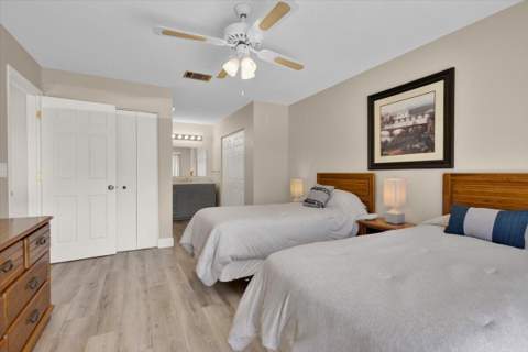 3303 SE Sandpiper Circle, Port St. Lucie FL - photo 11 of 61