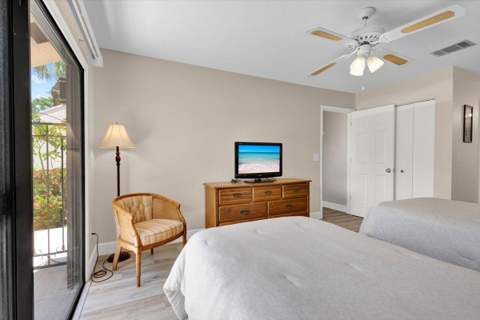 3303 SE Sandpiper Circle, Port St. Lucie FL - photo 12 of 61