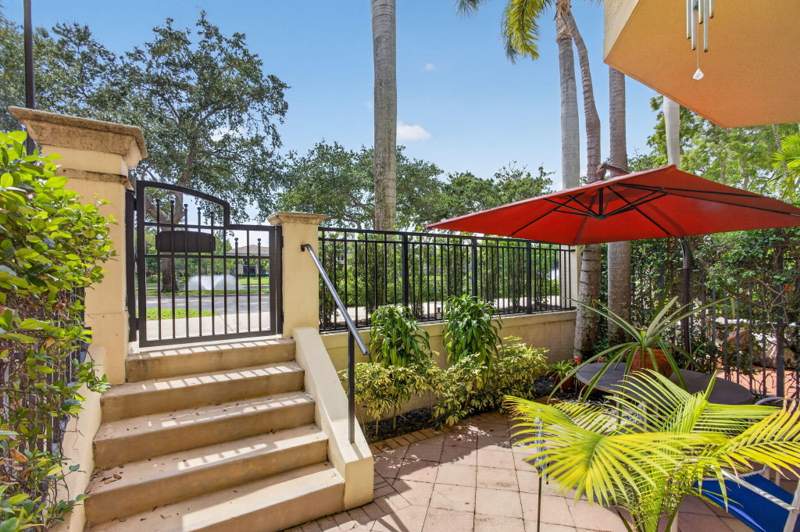 3 bedroom Townhouse at 11812 Valencia Gardens Avenue, Harbour Oaks, Palm Beach Gardens — photo 4